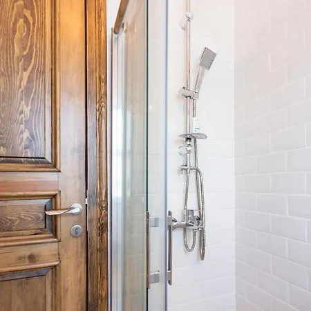 Discover The On Cihangir *